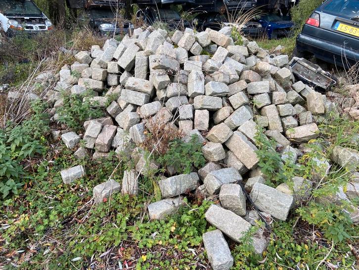 Grote partij kinderkoppen (kasseien) en  oude Walen, Tuin en Terras, Grind, Keien en Split, Zo goed als nieuw, Overige typen, Ophalen