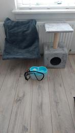 Zgan krabpaal,radiator hangmand,waterfontijn, Ophalen of Verzenden, Zo goed als nieuw