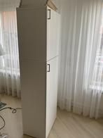 Hoge hoogglans kast besta., Huis en Inrichting, Kasten | Wandmeubels, Ophalen, Met plank(en), Kunststof, Gebruikt