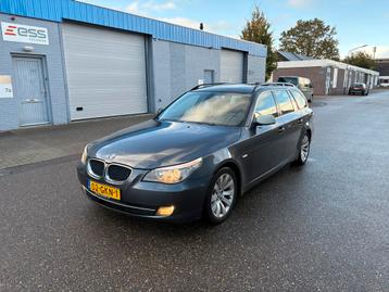 BMW 5-Serie 2.0 528I Touring AUT 2008 Grijs beschikbaar voor biedingen