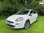 Fiat Punto Evo 86-PK TwinAir Lounge Navigatie - Airco - Trek, Voorwielaandrijving, Euro 5, Gebruikt, Zwart