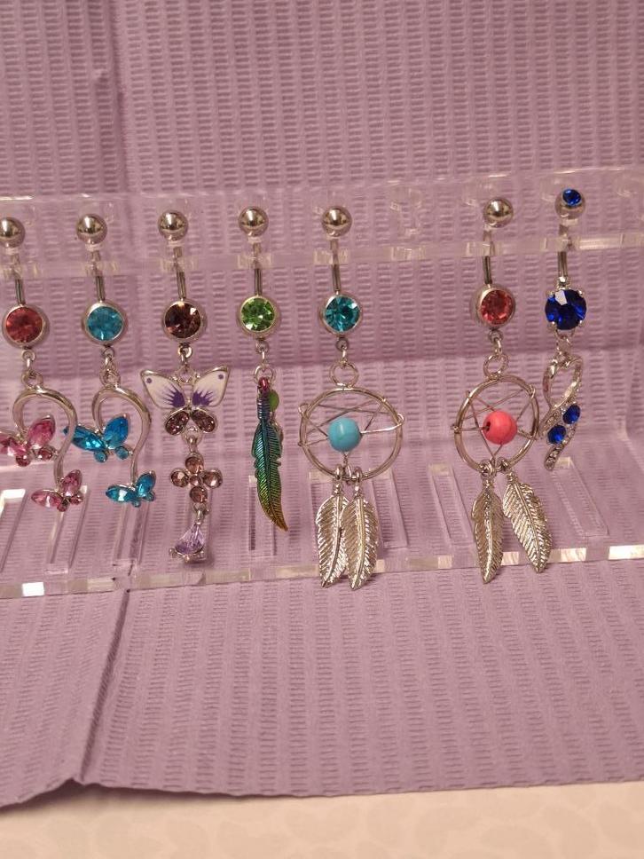 Navel piercing, Sieraden, Tassen en Uiterlijk, Piercings, Nieuw, Navelpiercing, Overige materialen, Met strass, Ophalen of Verzenden