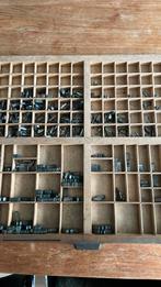 Graan letterbak met letters, Ophalen