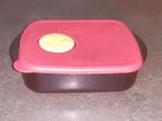 Tupperware magnetron crystal plus schaal 600 ml rood, Ophalen of Verzenden, Rood, Schaal
