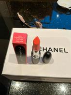 MAC Lipstick - Grapefruit Pucker, Sieraden, Tassen en Uiterlijk, Uiterlijk | Cosmetica en Make-up, Lippen, Oranje, Ophalen of Verzenden