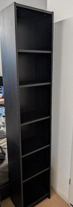 Boekenkast IKEA zwart eikenpatroon | 40x28x202 cm, Huis en Inrichting, Ophalen, Met plank(en), 50 tot 100 cm, Zo goed als nieuw