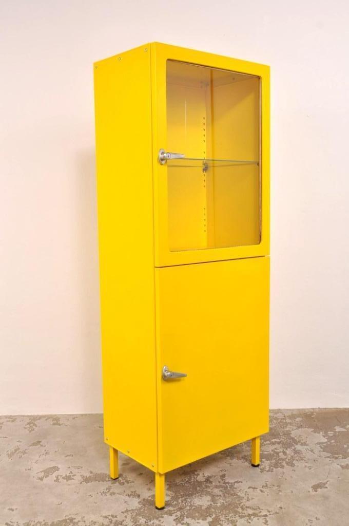 Vintage apothekerskast medicijnkast vitrinekast kast 2-deurs, Huis en Inrichting, Kasten | Vitrinekasten, Gebruikt, 150 tot 200 cm