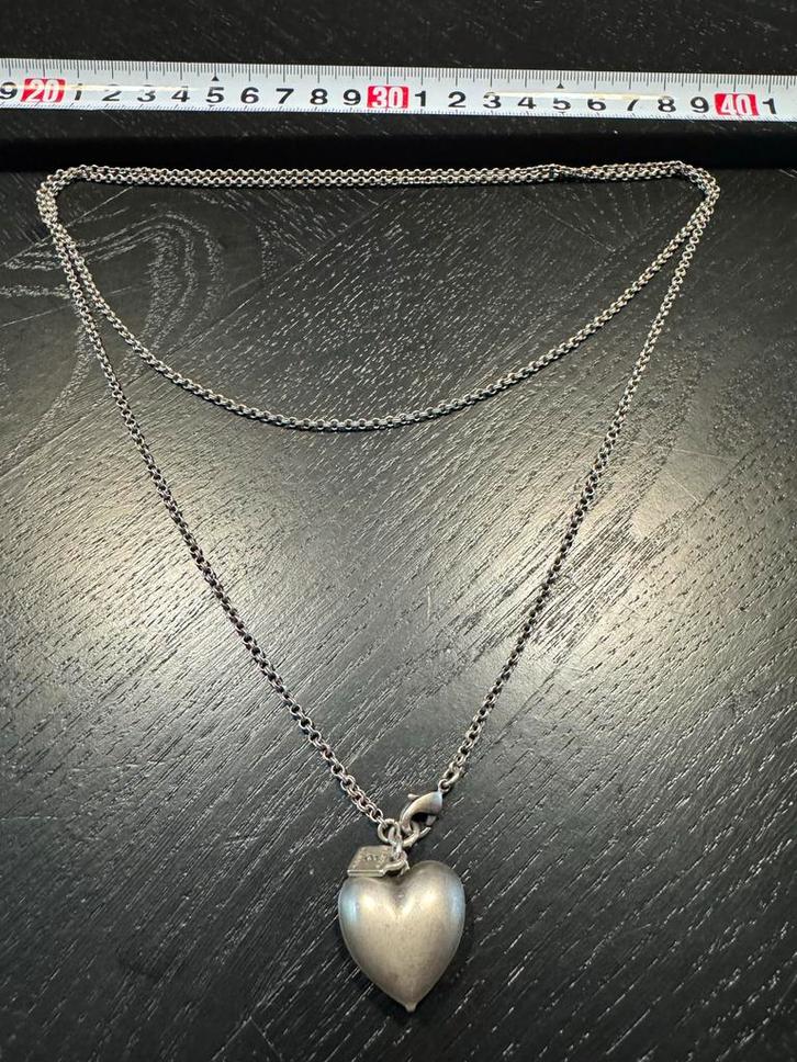 Zilverkleurige ketting met hart hanger Camps en Camps 100cm, Sieraden, Tassen en Uiterlijk, Kettingen, Gebruikt, Overige materialen