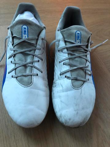 Puma King Voetbalschoenen - Maat 38 beschikbaar voor biedingen