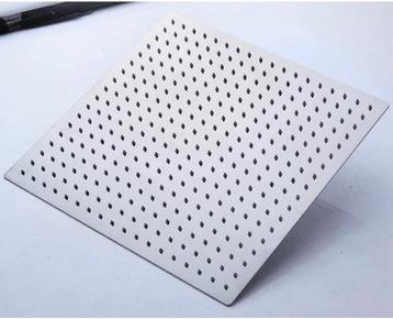 Shower Head/ Brand New beschikbaar voor biedingen
