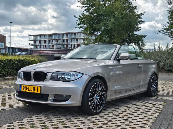 BMW 1-Serie 2.0 118I Cabrio AUT 2010 Kashmir silver, Auto's, BMW, Particulier, 1-Serie, Benzine, C, Cabriolet, Automaat, Origineel Nederlands