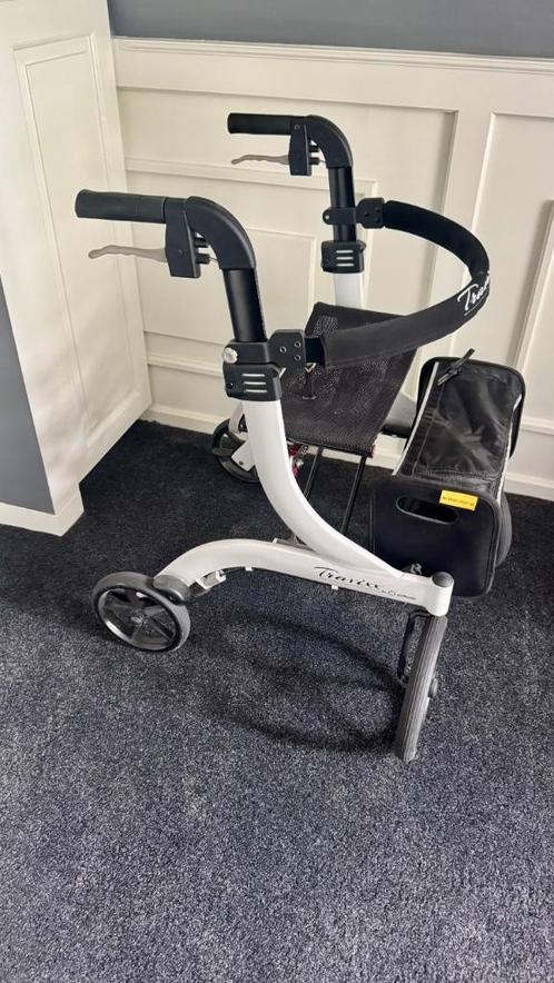 Travixx Deluxe rollator maat S heel weinig gebruikt zeer net, Diversen, Rollators, Gebruikt, Lichtgewicht, Opvouwbaar, Ophalen