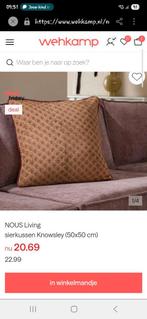 Vrijwel nieuwe Nous living sierkussens 50/50cm, Ophalen of Verzenden, Zo goed als nieuw, Paars, Vierkant