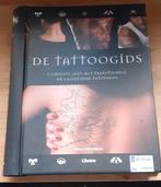 De Tattoo gids van Vince Hemingson - leuk feestdagcadeau ???, Boeken, Verzenden, Zo goed als nieuw, Schilder- en Tekenkunst, Vince Hemingson
