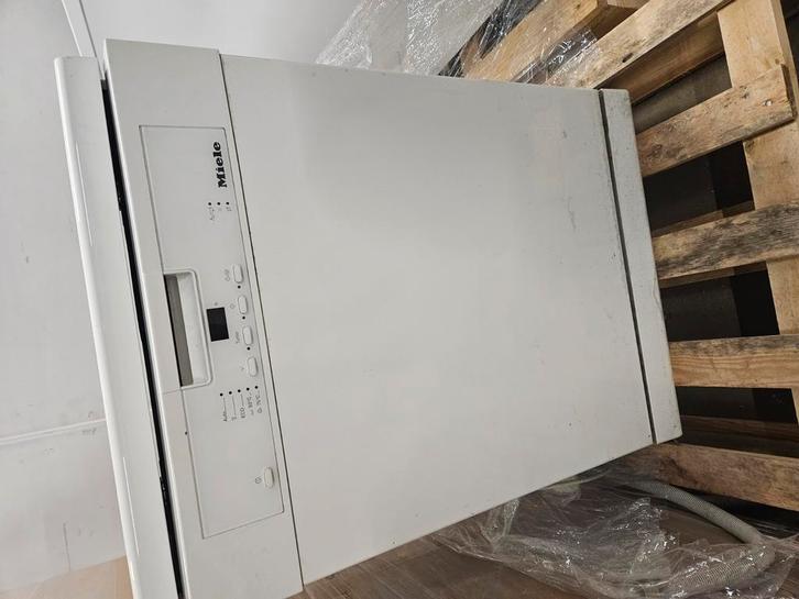 miele G 4210Sc, Huis en Inrichting, Keuken | Keukenbenodigdheden, Zo goed als nieuw, Ophalen