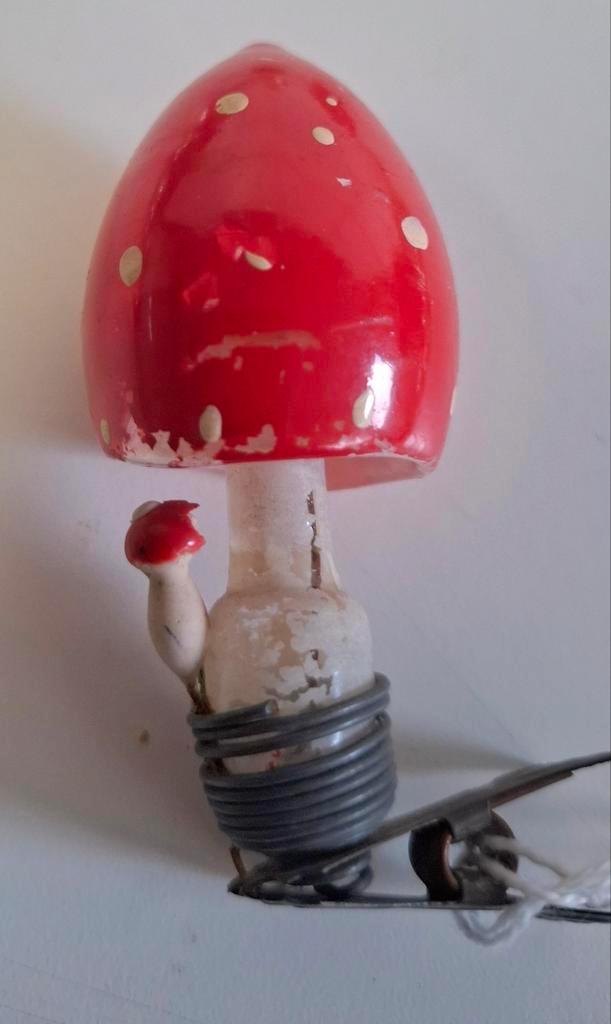 Antieke Kerst Ajeko Paddenstoel op clip met kleintje, Diversen, Kerst, Ophalen of Verzenden