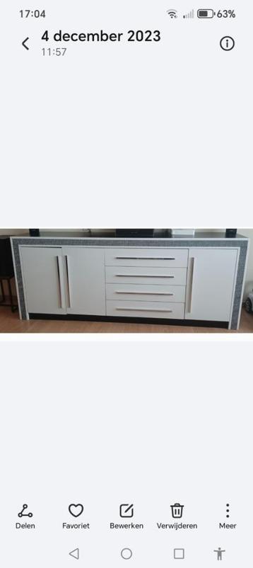 Dressoir kast, hoogglans wit (laatste kans)  beschikbaar voor biedingen