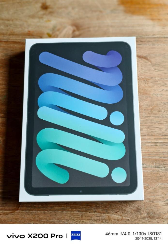 Zgan Ipad mini 7 wifi 256gb €400,- + razer kishi controller, Computers en Software, Apple iPads, Zo goed als nieuw, Apple iPad