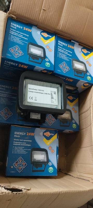 Energy straler met spaarlamp beschikbaar voor biedingen