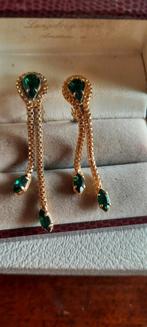 Vintage  goldtone oorbellen, smaragdgroen Swarovski kris, Ophalen of Verzenden, Met kristal
