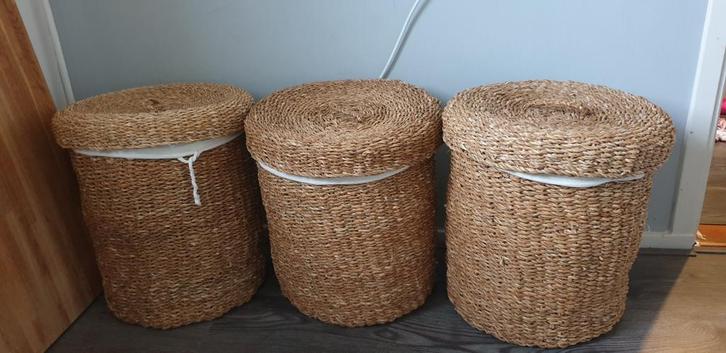 3 Zeegras Wasmanden met Deksel & Katoenen Zak, Huis en Inrichting, Woonaccessoires | Schalen en Manden, Zo goed als nieuw, Mand