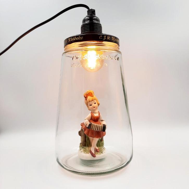 SALE Kesbekelamp met een vintage beeldje | Glazen hanglamp, Verzamelen, Retro, Huis en Inrichting, Ophalen of Verzenden