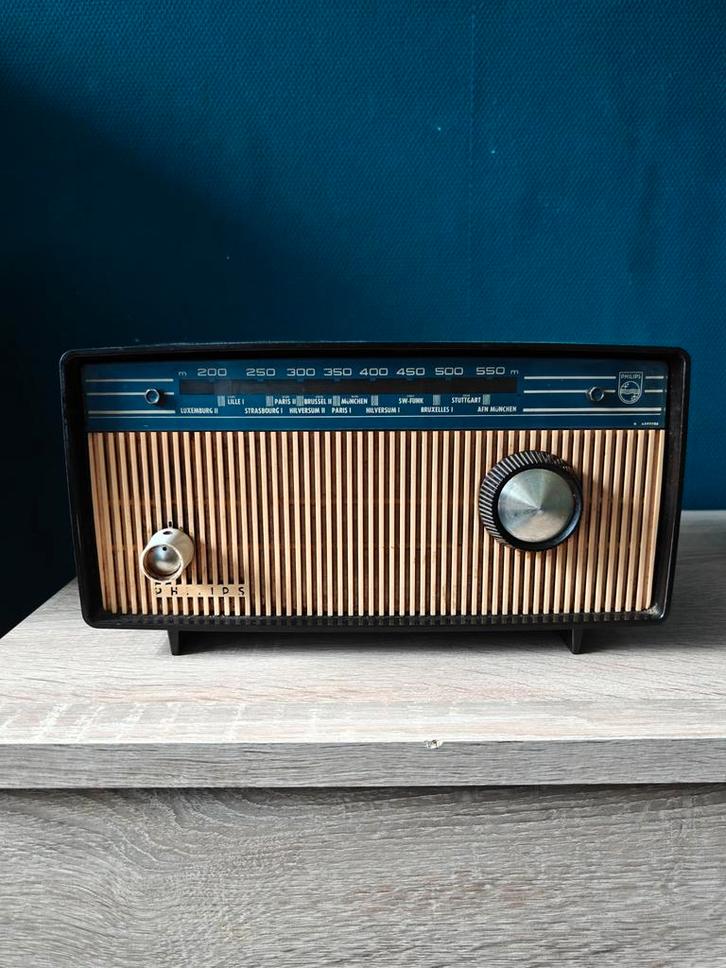 Vintage Philips Radio - Jaren 60, Antiek en Kunst, Antiek | Tv's en Audio, Ophalen of Verzenden