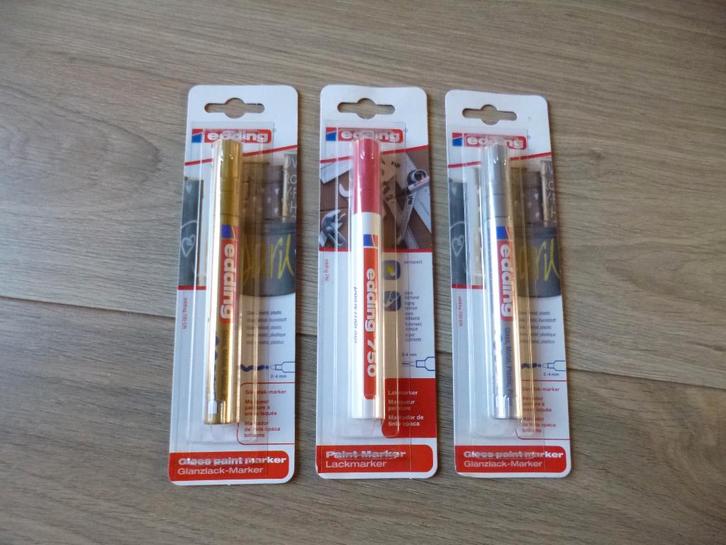 Paint Marker gratis bij ……, Diversen, Kerst, Nieuw, Ophalen of Verzenden