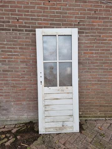 wit gespoten Lugarde deur rechtsdraaiend, isoglas beschikbaar voor biedingen
