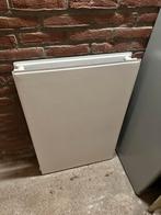Radiator met volledig witte ombouw, Doe-het-zelf en Verbouw, 30 tot 80 cm, Radiator, Ophalen of Verzenden, Zo goed als nieuw