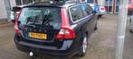 Volvo V70 T4 180pk Aut. 2012 Leer. nw Distributie nw APK, Auto's, 1596 cc, Zwart, 4 cilinders, Parkeersensor