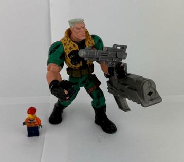 Small Soldiers Chip Hazard - bijna compleet  beschikbaar voor biedingen