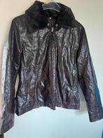 Bruine vintage jas met bontkraag, Bruin, Ophalen of Verzenden, Maat 36 (S), Onbekend