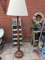 Antieke houten staande lamp massief eiken, Ophalen