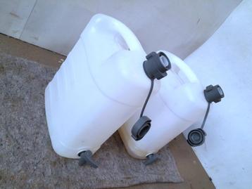 2x camping watertank met kraan, watertank beschikbaar voor biedingen