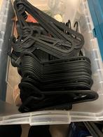 Meer dan 100 kledinghangers van Ikea, Ophalen, Zo goed als nieuw, Kunststof