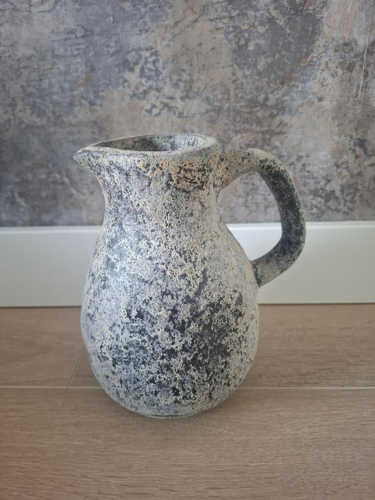 Stenen kruikje 19 cm hoog, Wit, Aardewerk of Porselein, Ophalen of Verzenden, Zo goed als nieuw