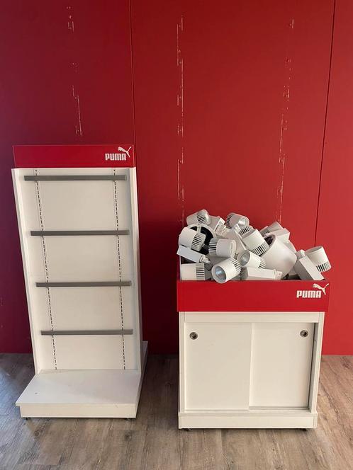 Puma uitstal rek /display + verkoopbak, Huis en Inrichting, Kasten | Stellingkasten, Zo goed als nieuw, Ophalen