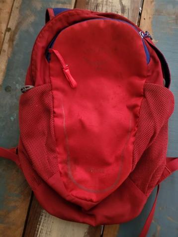 Osprey  rugzak / rugtas rood met paars beschikbaar voor biedingen