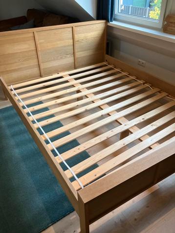 Tweepersoonsbed + Matras (160x200)