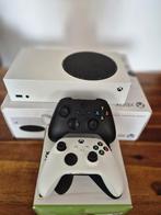 Xbox Series S 512.GB met 2 controllers, Spelcomputers en Games, Spelcomputers | Xbox Series X en S, Ophalen of Verzenden, Zo goed als nieuw