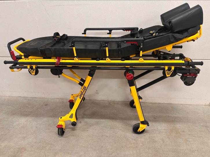 Stryker M1 brancard / Ambulance, Diversen, Verpleegmiddelen, Gebruikt, Ophalen