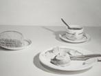 Fotografisch Stilleven met brood en vis jaren 50/60, Antiek en Kunst, Kunst | Tekeningen en Foto's, Verzenden