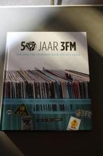 50 JAAR 3FM (Arjan Snijders)  ZGAN VIJFTIG JAAR 3FM, Ophalen of Verzenden, Zo goed als nieuw, Arjan Snijders, Overige onderwerpen