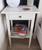 Ikea Hemnes nachtkastje, Huis en Inrichting, Slaapkamer | Nachtkastjes, Ophalen, Gebruikt, Minder dan 45 cm, 70 cm of meer