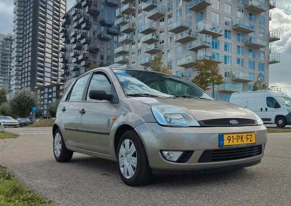 Ford Fiësta 1.6 automaat airco, Auto's, Ford, Particulier, Fiësta, Airbags, Airconditioning, Centrale vergrendeling, Elektrische ramen