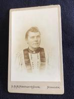 CDV, Vrouw, G.B.H. Niestadt & Zoon, Schagen, Carte de Visite, Ophalen of Verzenden, Voor 1940, Gebruikt, Foto
