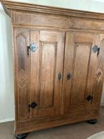 Hollandse tweedeurs eikenhouten kast uit 1700, Antiek en Kunst, Ophalen