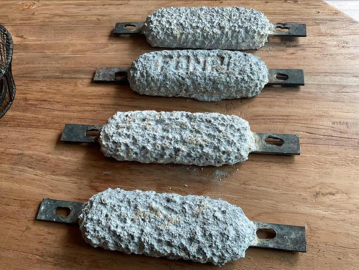 4 goede zink anodes( ong 930gr per stuk) Samen NU 25€, Watersport en Boten, Bootonderdelen, Gebruikt, Ophalen of Verzenden