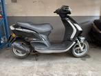 Piaggio Fly 45KM 4T opknapper, Fietsen en Brommers, Scooters | Piaggio, Ophalen, Gebruikt, Fly, Benzine